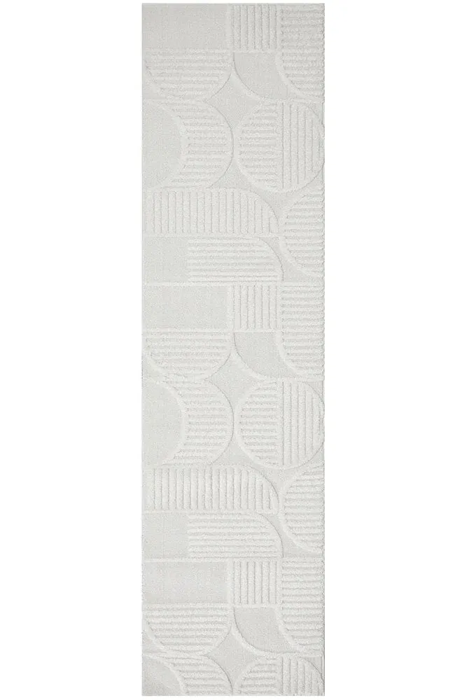 CONTEMPORARY PLAIN & TEXTURED LEO-WHITE RUG RUNNER
