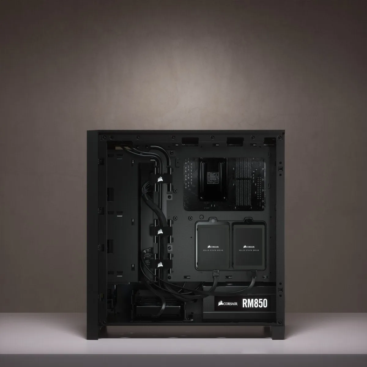 Corsair Carbide Series 4000D Airflow ATX Tempered Glass Black, 2x 120mm Fans pre-installed. USB 3.0 x 2, Audio I/O. Case