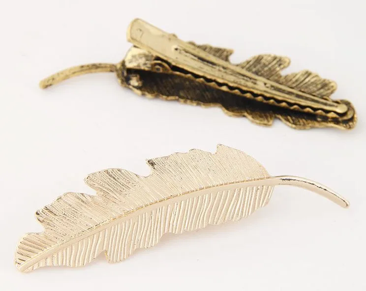 H510 Silver Feather Hair Clip
