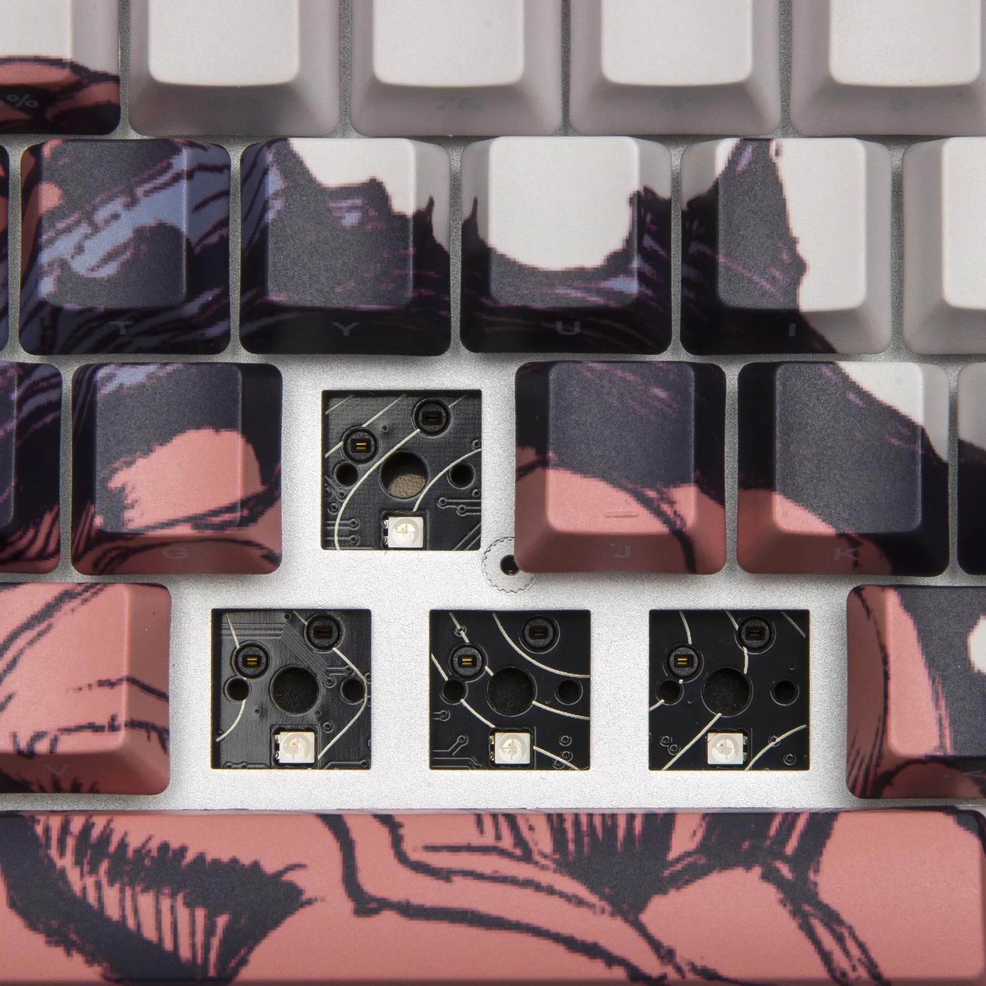 HiGround x Street Fighter - HG x SF Summit 65 Keyboard - Akuma