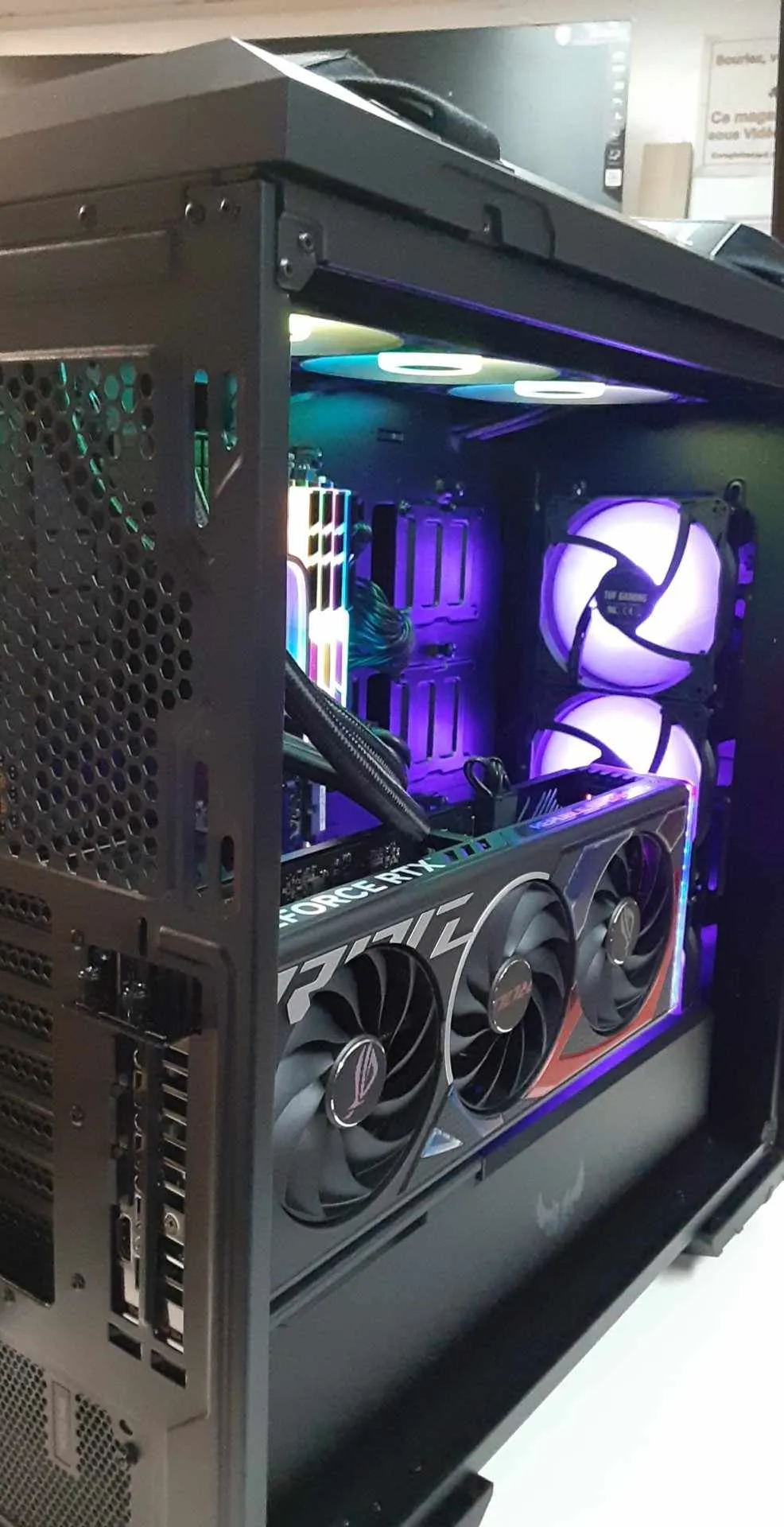 [NEUF] PC ASUS TUF GAMING i7-12700KF 32GB 1TB NVMe ASUS ROG RTX4060 OC